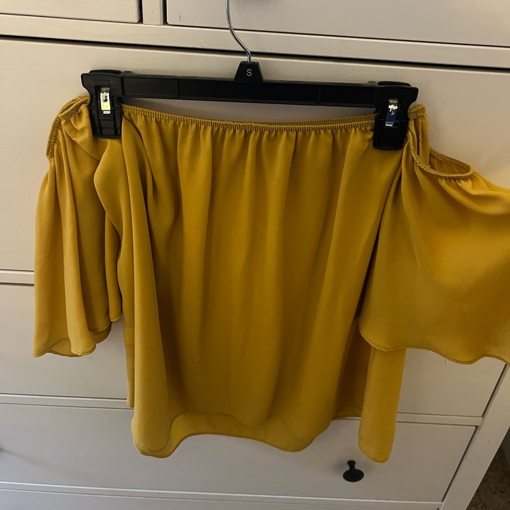 Strapless blouse